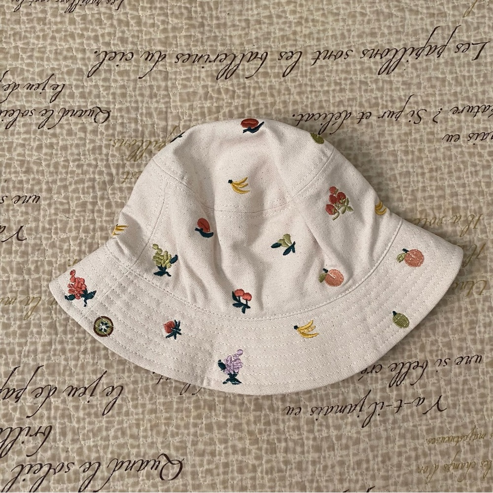 Madewell Fresca Fruit Embroidered Bucket Hat